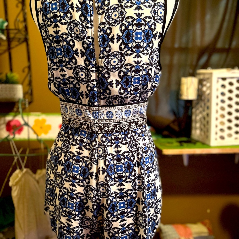 Very cute cheeky romper